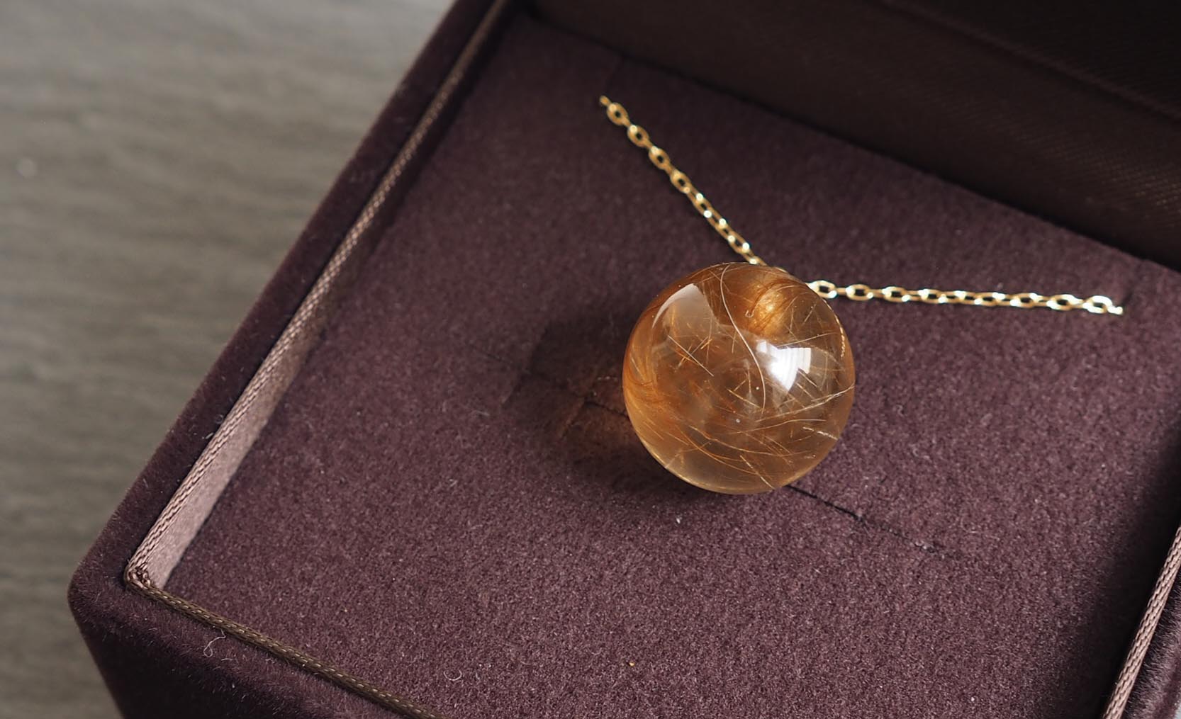 愛猫の毛のメモリアルレジンネックレス